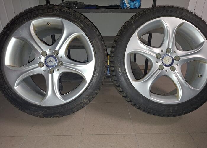 Grajewo ogłoszenia: Sprzedam koła 18 Mercedes z oponami zimowymi lub bez.Wiecej info...