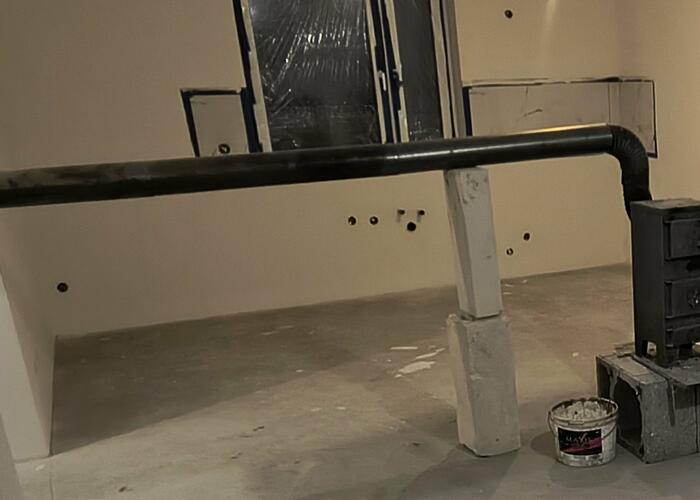 Grajewo ogłoszenia: Sprzedam piecyk-koza  szamotowy polski 6 kW + 10 rur i 3 kolanka...