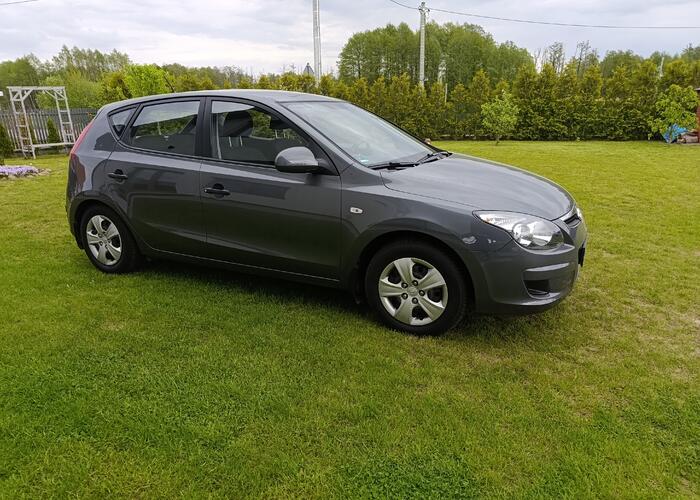 Grajewo ogłoszenia: Sprzedam Hyundai i30 z 2009 roku,  z przebiegiem 176 000 km. Auto...
